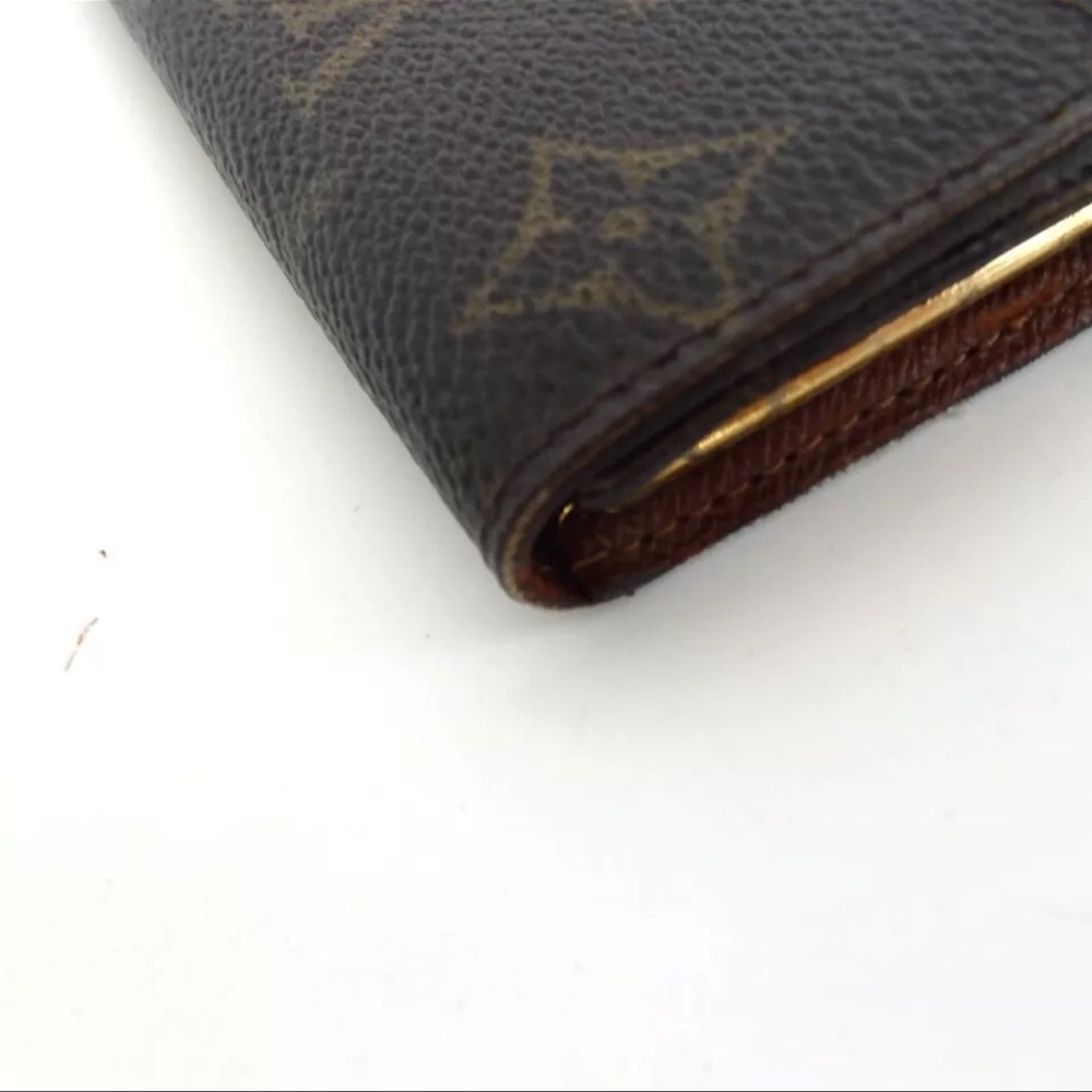 AUTH LOUIS VUITTON Key Holder - Picture 7 of 12